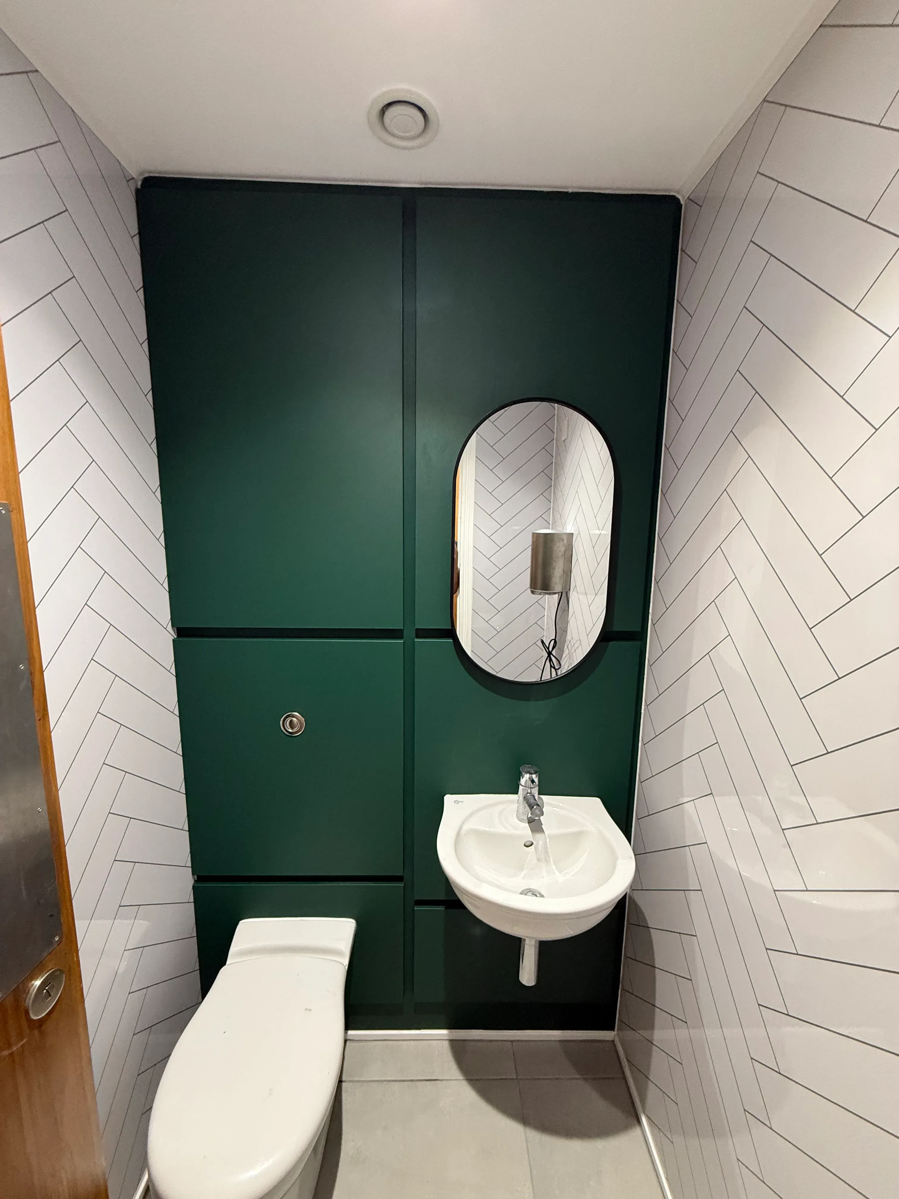 Commercial interior wrap 10